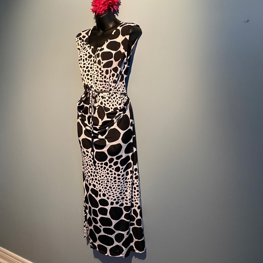 Sleeveless Black & White Maxi Dress with Abstract Spot Print